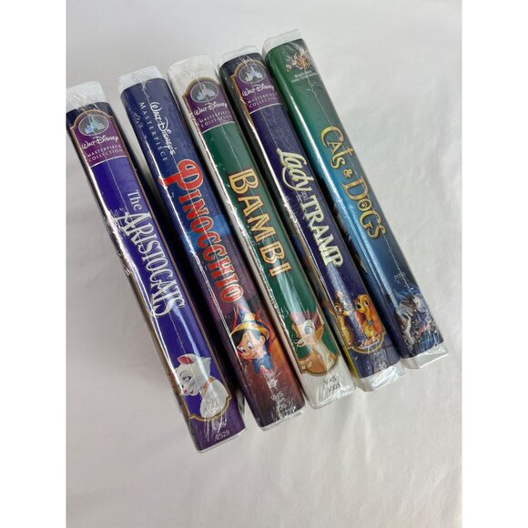 Walt Disney VHS Movie Lot - Cats & Dogs Pinocchio Bambi Lady & The Tramp Aristoc - Picture 5 of 5